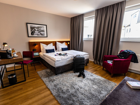 巴特克罗伊茨纳赫 BC 酒店