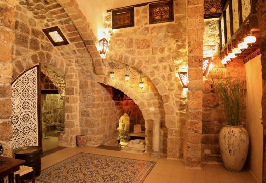 Zidan Sarai Suite Hotel Overview