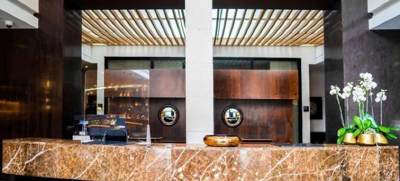 93 奢华套房住宅酒店(93 Luxury Suites and Residences)图片