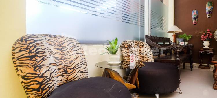 特拉维利斯塔民宿-近三宝垄坎德拉迪穆卡体育馆-红门酒店合作(Travelista Homestay Near Gor Candradimuka Semarang Mitra RedDoorz)图片