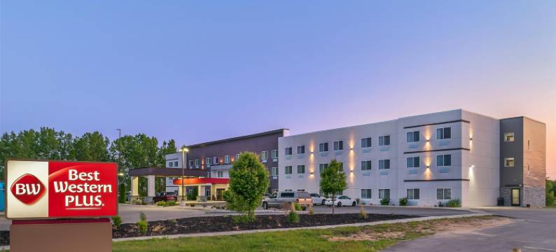 韦兰贝斯特韦斯特优质酒店(Best Western Plus Wayland Hotel)图片