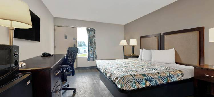 麦克多纳夫苏格兰旅馆(Motel 6 McDonough, GA)图片