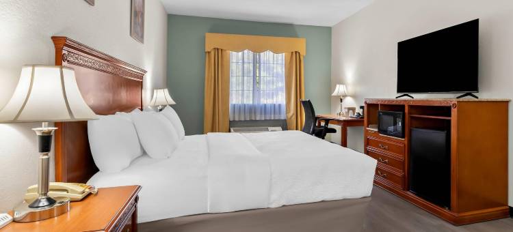 麦卡莱斯特品质酒店及套房(69号和270号公路)(Quality Inn & Suites McAlester on Hwy 69 & 270)图片