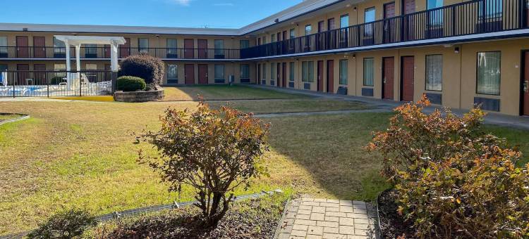 伊丽莎白城凯艺酒店-近大学(Quality Inn Elizabeth City Near University)图片