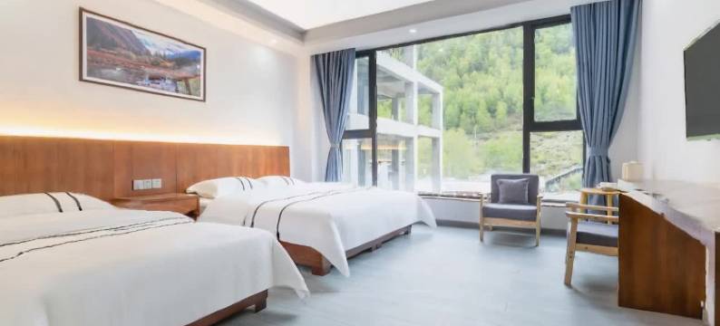 时光驿站(四姑娘山长坪沟景区店)图片