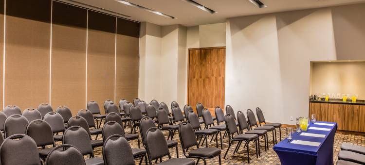 帕丘卡大露台嘉年华酒店(Fiesta Inn Pachuca Gran Patio)图片