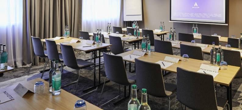 伯明翰机场诺富特酒店(Novotel Birmingham Airport)图片