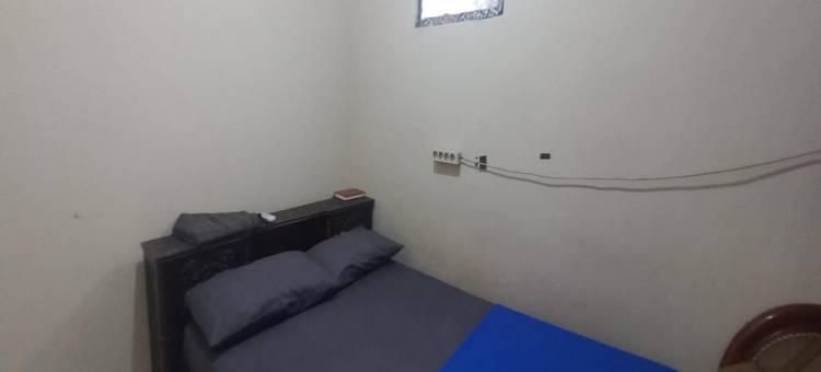 O 94911 伊斯兰安格雷克旅馆(Hotel O 94911 Syariah Anggrek Guest House)图片