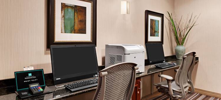 堪萨斯城广场希尔顿惠庭套房酒店(Embassy Suites by Hilton Kansas City Plaza)图片