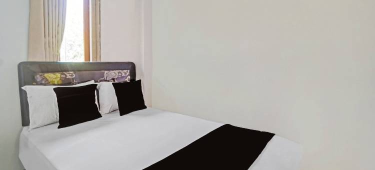 OYO 94834 阿琼娜民宿靠近塔曼(OYO 94834 Homestay Arjuna Near Taman Safari 2 Prigen)图片