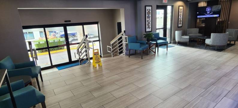 Holiday Inn Express 隆波克(Holiday Inn Express LOMPOC by IHG)图片