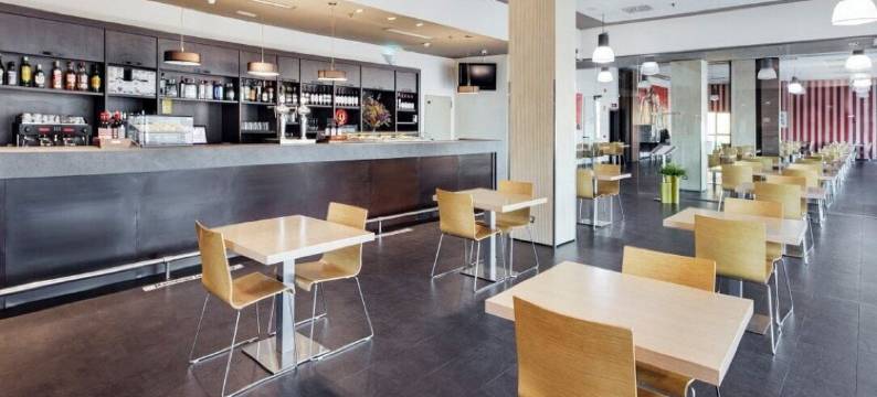 费里亚广场赛克特尔酒店(Sercotel Plaza Feria)图片