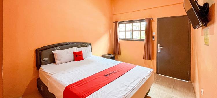 RedDoorz Casa Delray Syariah at Pantai Pelabuhan Ratu图片