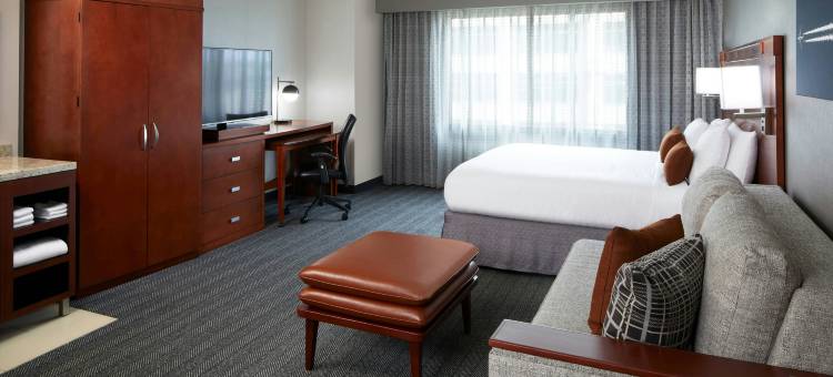 洛杉矶LAX/世纪大道万怡酒店(Courtyard Los Angeles LAX/Century Boulevard)图片