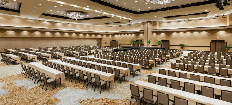 喜来登威基基海滩度假村(Sheraton Waikiki Beach Resort)图片