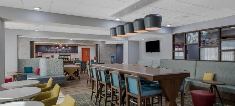 威廉斯希尔顿欢朋酒店(Hampton Inn by Hilton Williams)图片