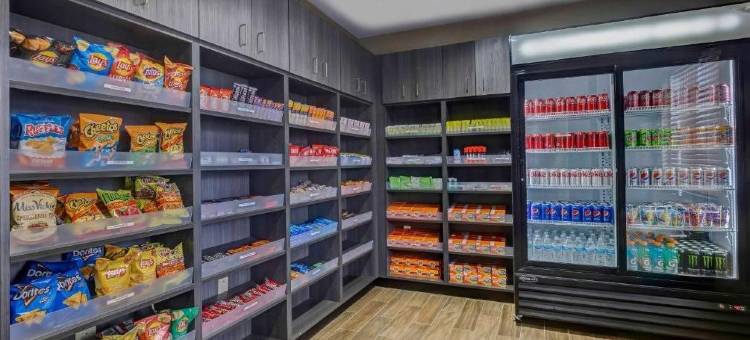 郊区长住酒店(Studio 6 Lenexa, KS - Overland Park)图片