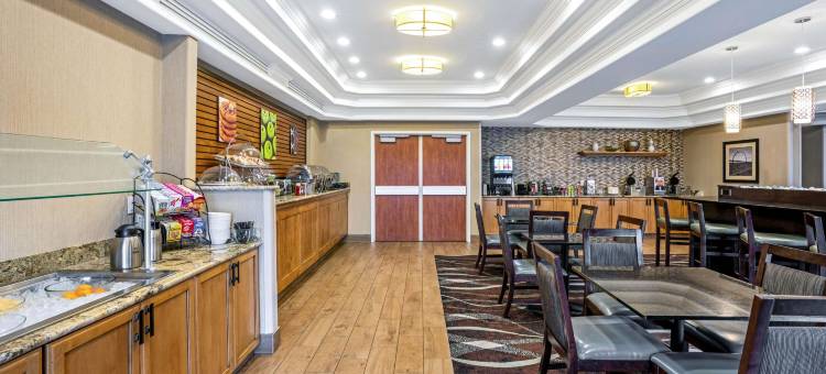 科达伦拉昆塔温德姆套房酒店(La Quinta Inn & Suites by Wyndham Coeur D`Alene)图片