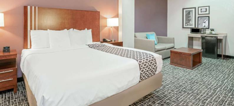 俄克拉何马城育空拉昆塔温德姆套房酒店(La Quinta Inn & Suites by Wyndham Oklahoma City -Yukon)图片