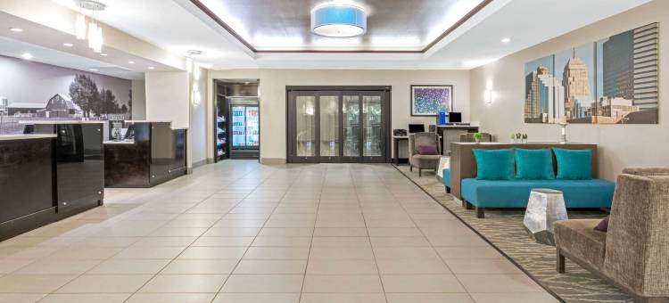 俄克拉何马城育空拉昆塔温德姆套房酒店(La Quinta Inn & Suites by Wyndham Oklahoma City -Yukon)图片