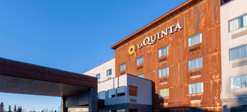 安克雷奇机场拉昆塔温德姆套房酒店(La Quinta Inn & Suites by Wyndham Anchorage Airport)图片