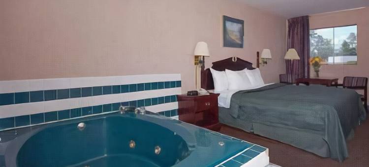 梅肯北凯艺套房酒店(Quality Inn & Suites Macon North)图片