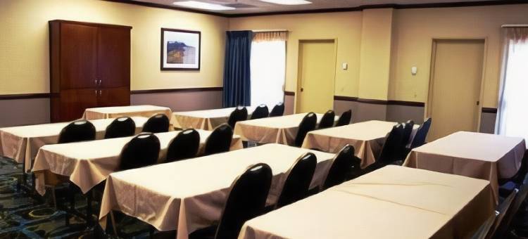 圣路易斯奥比斯波品质酒店(Quality Suites Downtown San Luis Obispo)图片