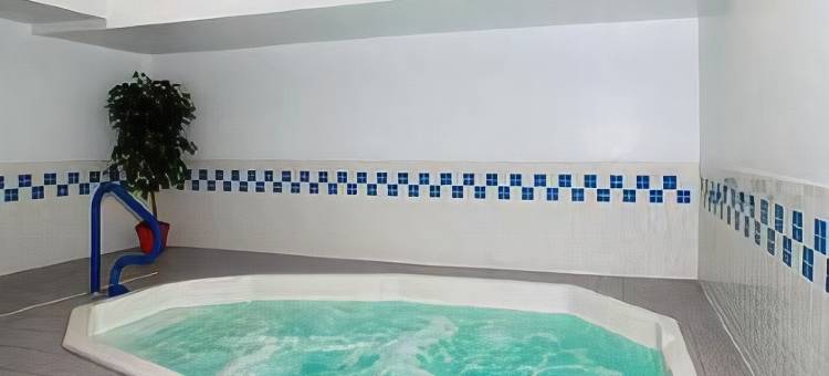 特雷霍特大学区舒适套房酒店(Comfort Suites Terre Haute University Area)图片