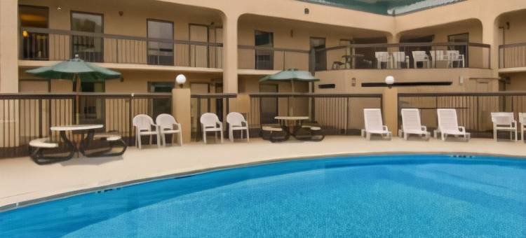 罗德威旅馆 诺克斯维尔东(Rodeway Inn Knoxville East)图片