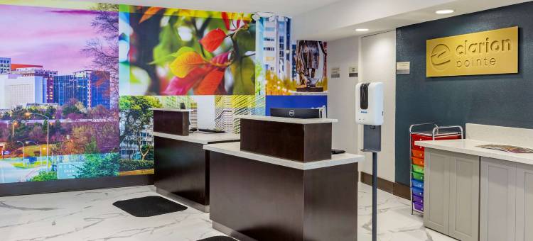 罗利市中心凯隆波因特酒店(Clarion Pointe Raleigh Midtown)图片