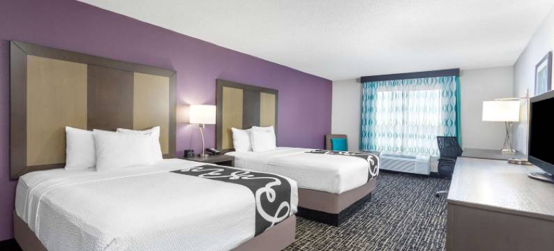 霍普金斯维尔拉昆塔温德姆套房酒店(La Quinta Inn & Suites by Wyndham Hopkinsville)图片