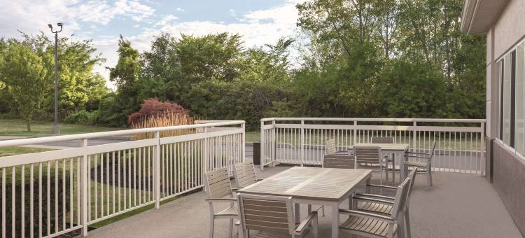 克林顿港丽怡酒店(Country Inn & Suites by Radisson, Port Clinton, Oh)图片