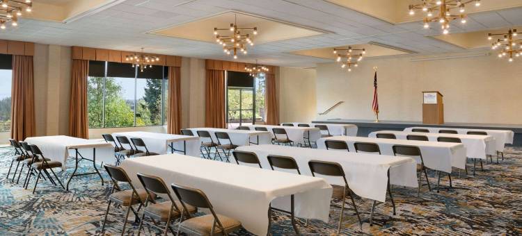 布雷默顿呗盟旅馆套房酒店(Baymont by Wyndham Bremerton WA)图片