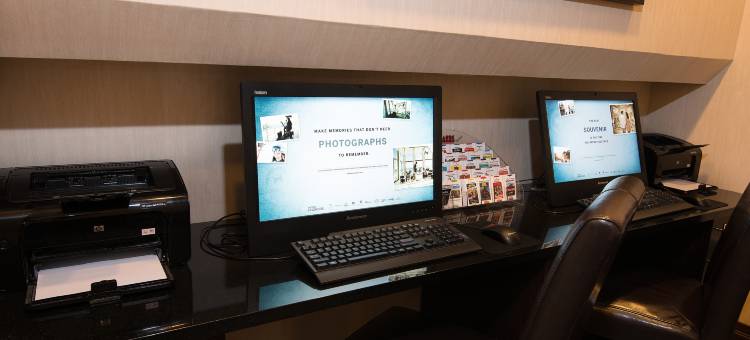 卡尔斯塔特欢朋酒店-梅多兰兹(Hampton Inn Carlstadt at The Meadowlands)图片