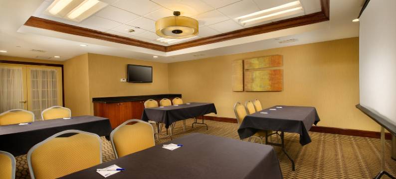 智选假日套房酒店马纳萨斯(Holiday Inn Express & Suites MANASSAS by IHG)图片