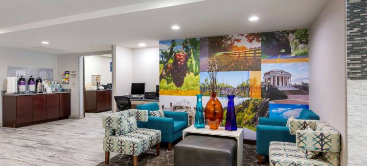 克拉丽奥波因特夏洛茨维尔酒店(Clarion Pointe Charlottesville)图片