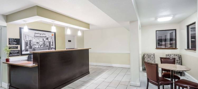 丹德里奇速8酒店(Super 8 by Wyndham Dandridge)图片