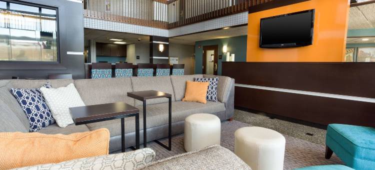 格林斯伯勒德鲁里套房酒店(Drury Inn & Suites Greensboro)图片