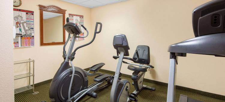 沙利文戴斯酒店(Days Inn by Wyndham Sullivan)图片