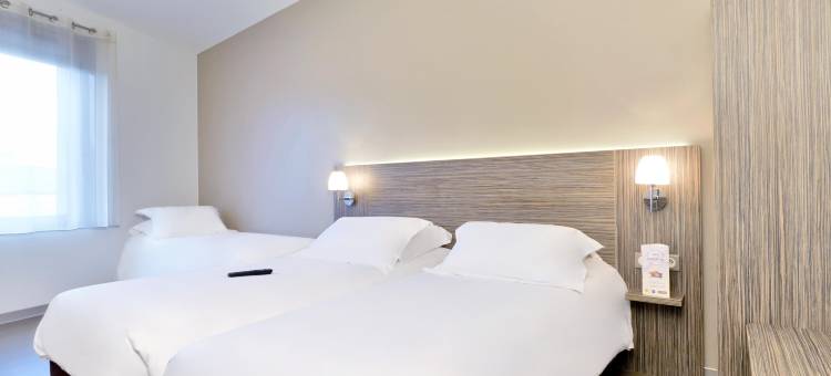 基里亚德酒店-圣谢利达普谢-洛泽尔省区(Kyriad Saint Chely d'Apcher - Aire de La LOZÈRE)图片