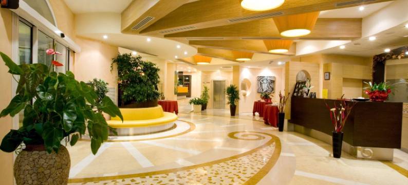 奥林波格兰德酒店(Grand Hotel Olimpo)图片