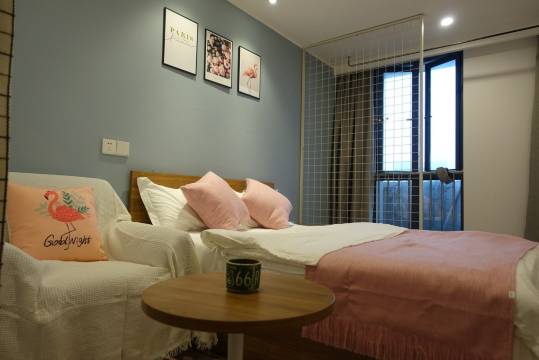 鲜柚美居公寓武汉园博园店(江发路分店)