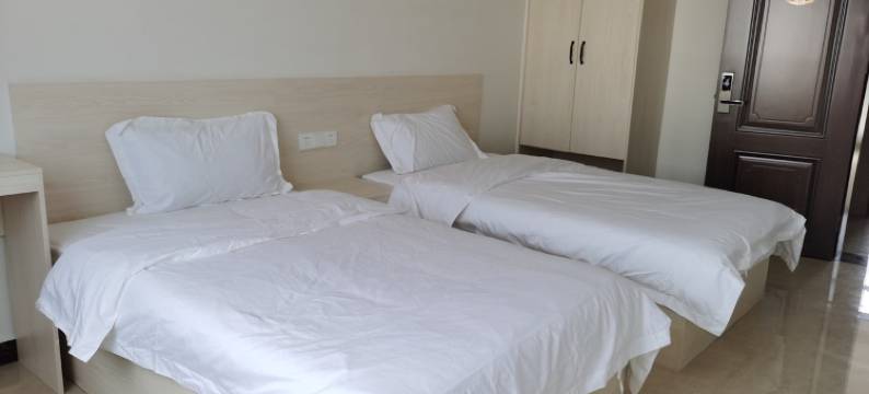 翠湖公寓王姐(怡弦路分店)图片