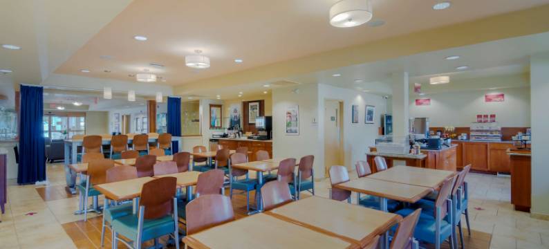 彻梅纳斯贝斯特韦斯特优质酒店(Best Western Plus Chemainus Inn)图片