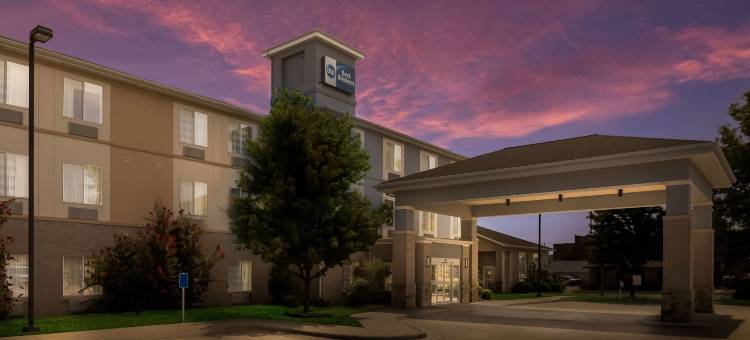 科菲维尔中央商务区贝斯特韦斯特套房酒店(Best Western Coffeyville Central Business District Inn and Suites)图片
