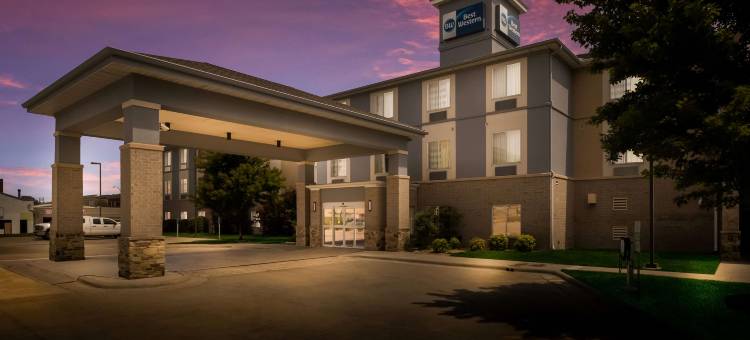 科菲维尔中央商务区贝斯特韦斯特套房酒店(Best Western Coffeyville Central Business District Inn and Suites)图片