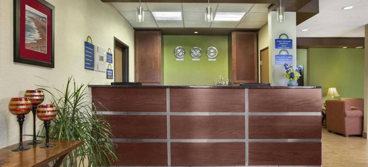 品质套房酒店(Quality Inn & Suites)图片