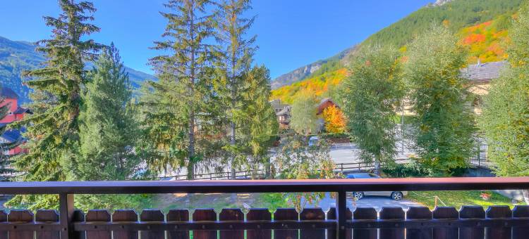 埃尔达的巢(离滑雪场几步之遥)(Il Nido di Elda Few Steps from Skiing - Happy Rentals)图片