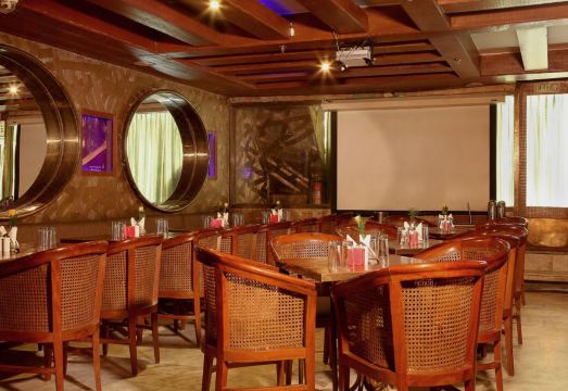 Hotel Alka Classic Hotel Overview