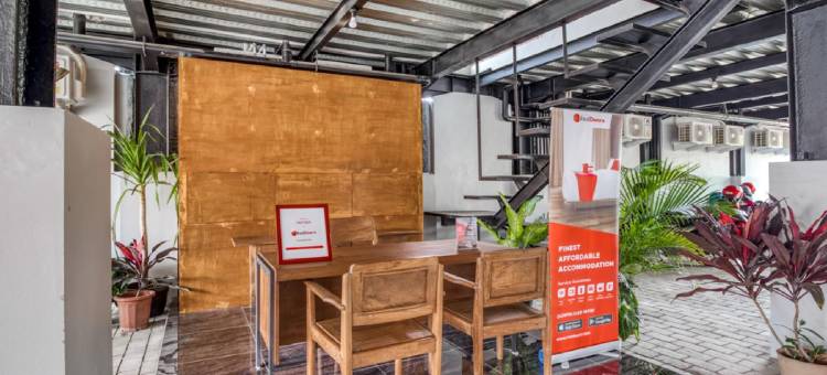 红多兹伊斯兰酒店-巴巴丹巴鲁贾卡尔(RedDoorz Syariah @ Babadan Baru Jakal)图片